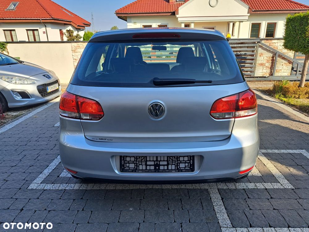 Volkswagen Golf - 5
