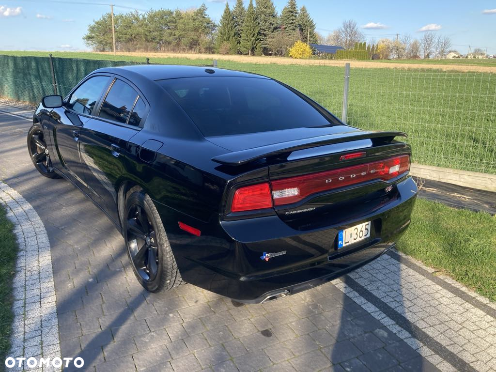Dodge Charger 5.7 R/T - 3
