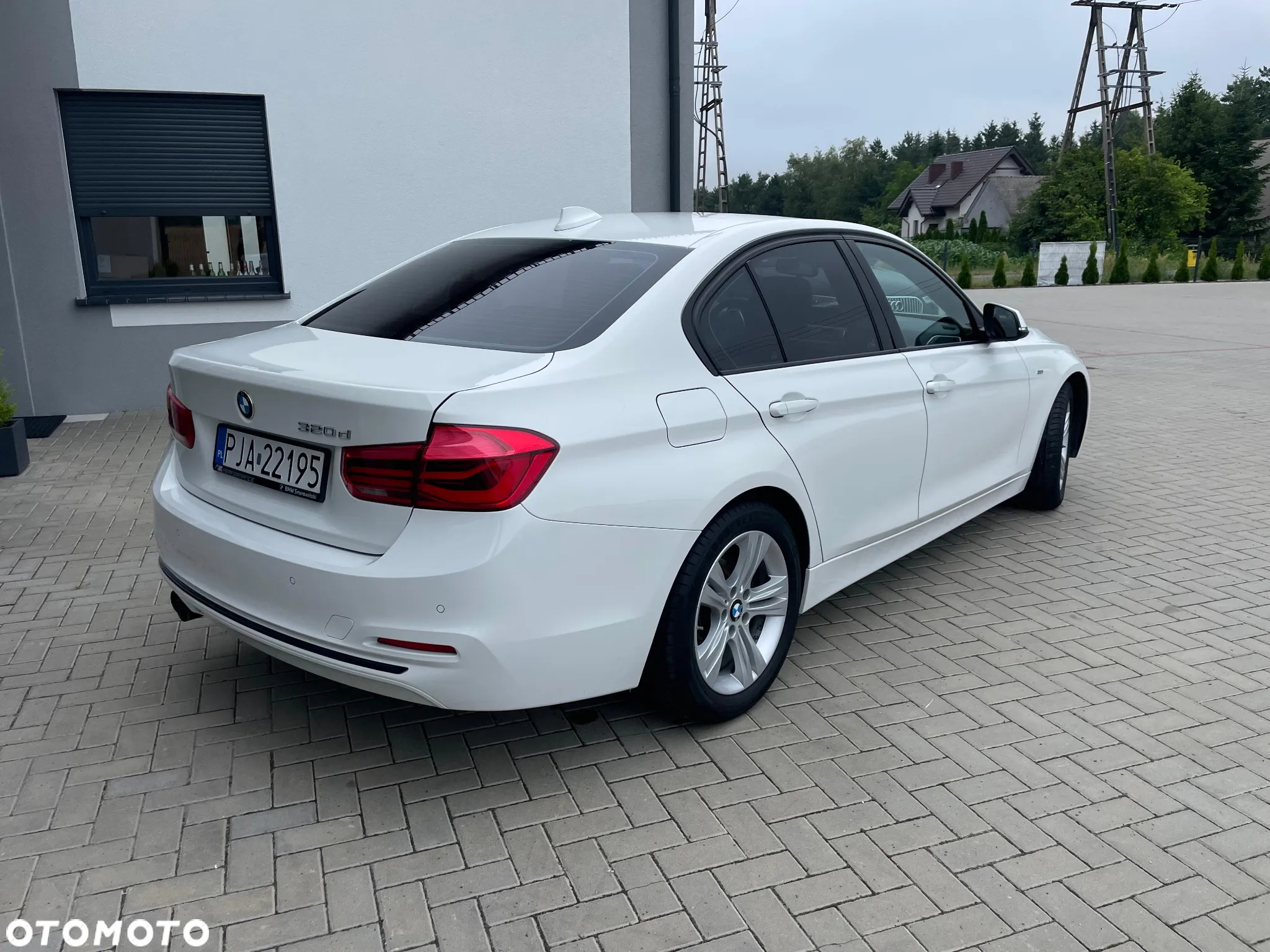 BMW Seria 3 320d Sport Line - 7
