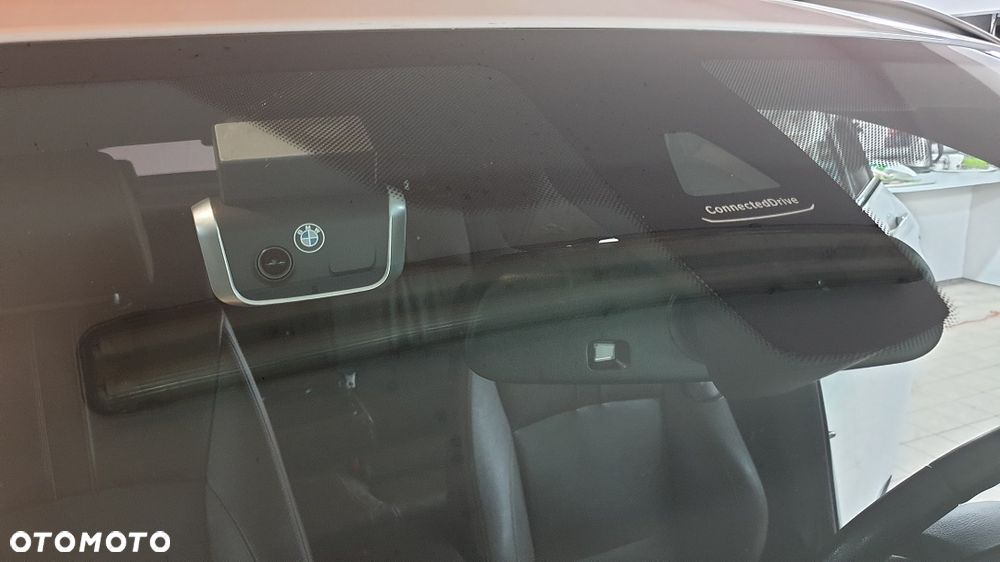 BMW X4 xDrive20i - 25