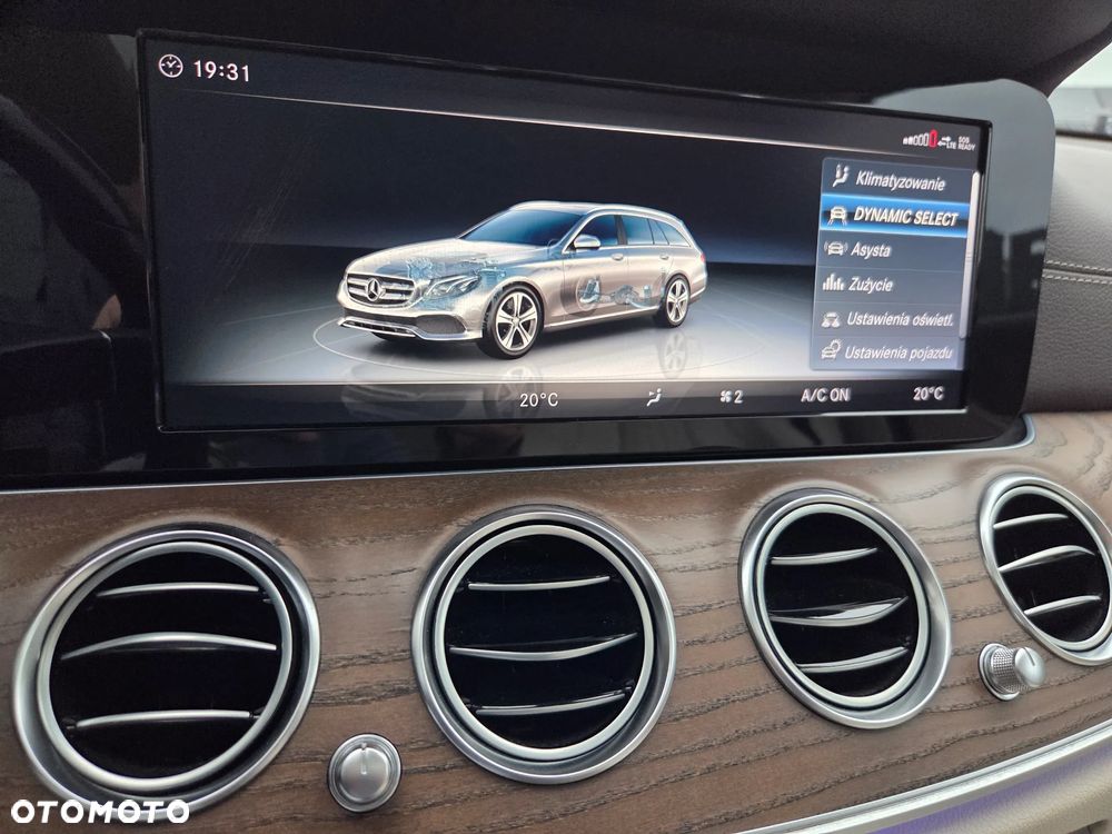 Mercedes-Benz Klasa E 220 d 9G-TRONIC Exclusive - 29