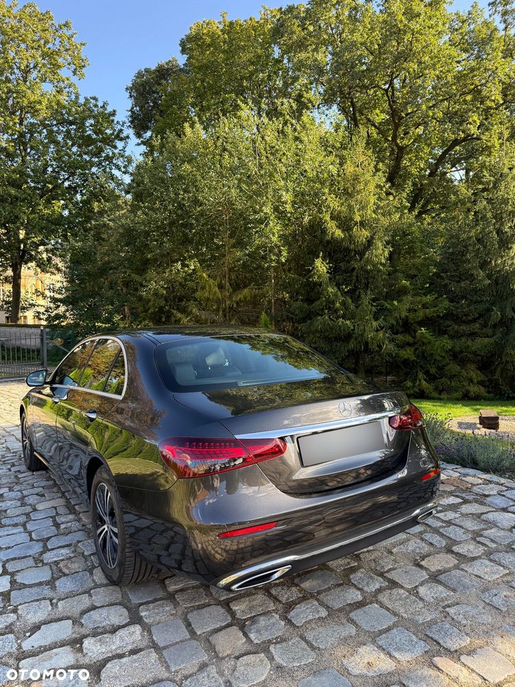 Mercedes-Benz Klasa E 300 d 4-Matic Avantgarde - 11