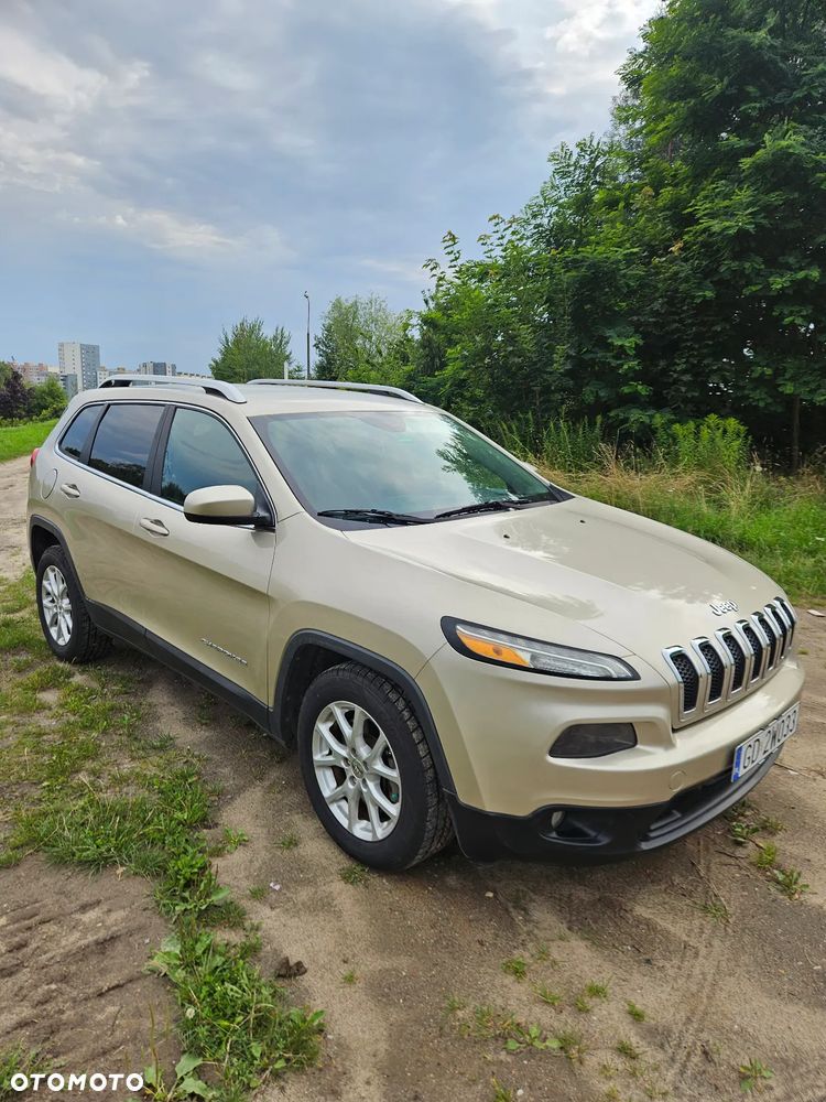 Jeep Cherokee - 3