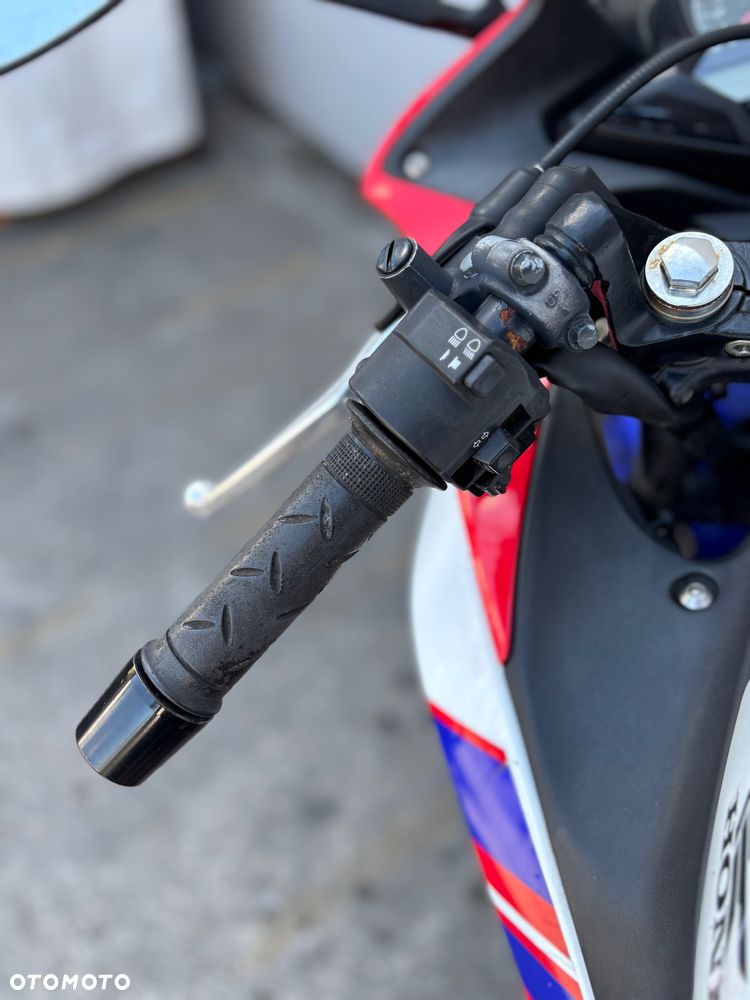 Honda CBR - 6