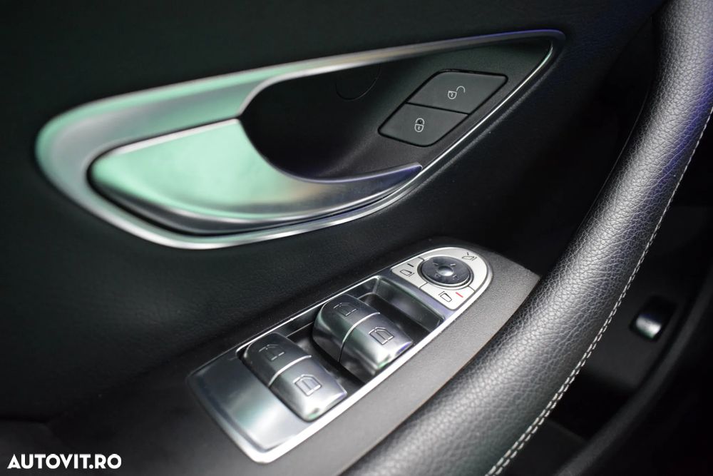 Mercedes-Benz E 220 d 4Matic 9G-TRONIC Night Edition - 15