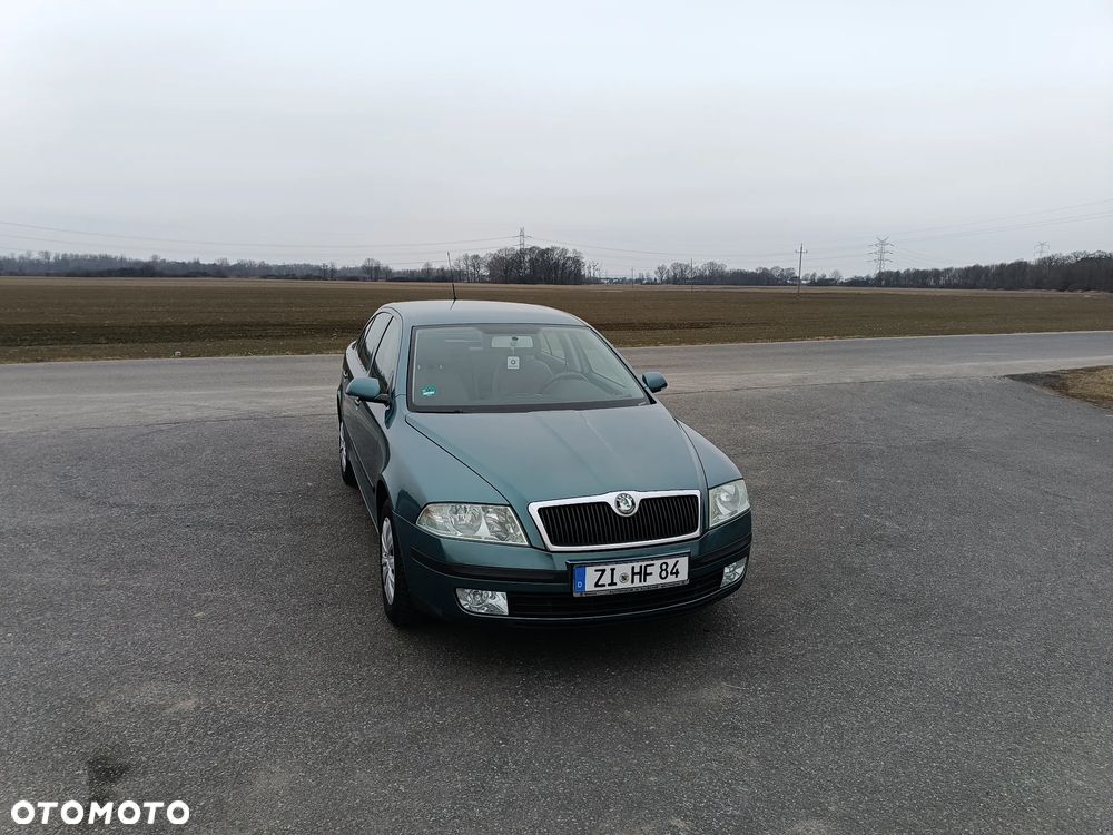 Skoda Octavia 1.6 Elegance - 10