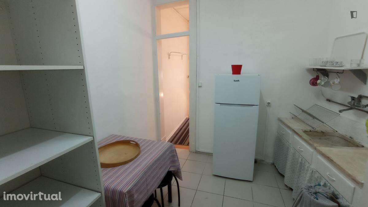 Apartamento com 1 quartos - localizado em Santa Apolónia Lisbon - Grande imagem: 4/8