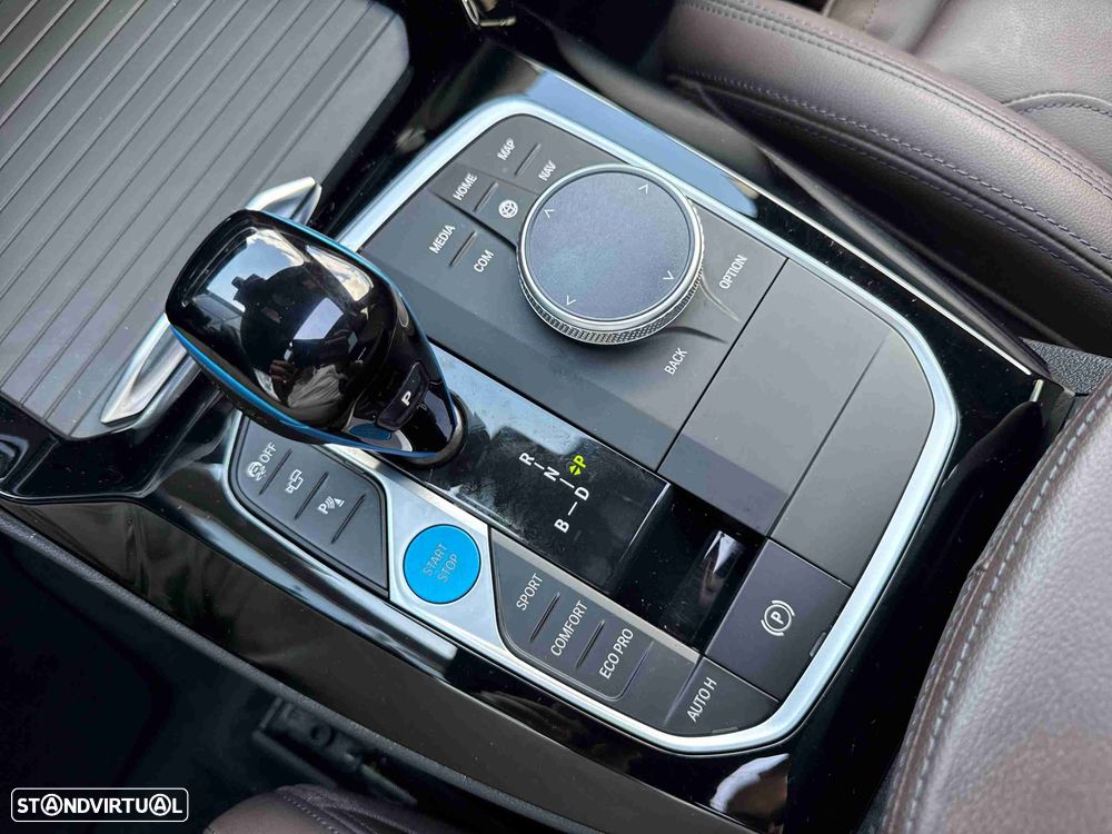 BMW X3 — fotografia 11