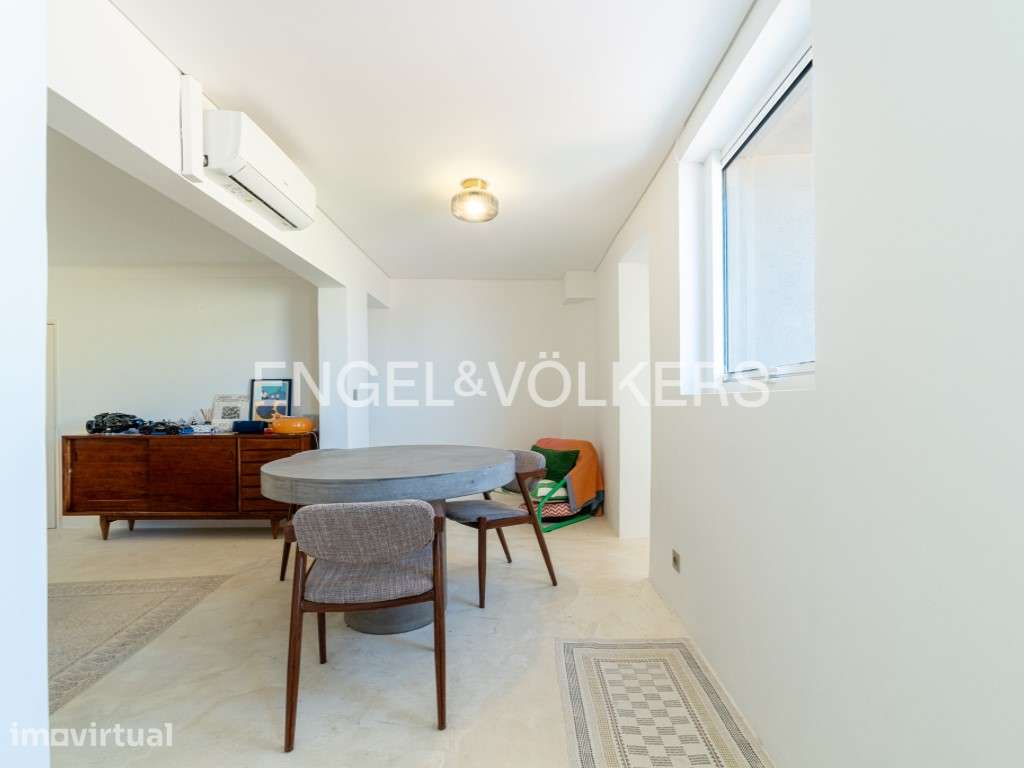 Penthouse T2 com varanda e vista rio em Alfama - Grande imagem: 3/25