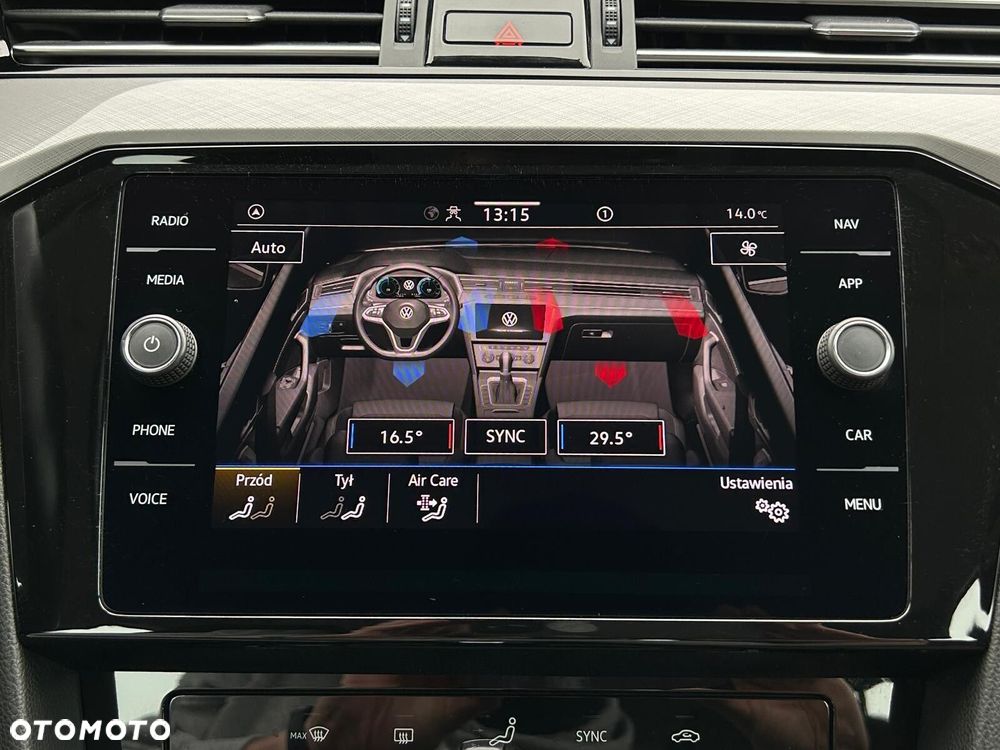 Volkswagen Passat - 33