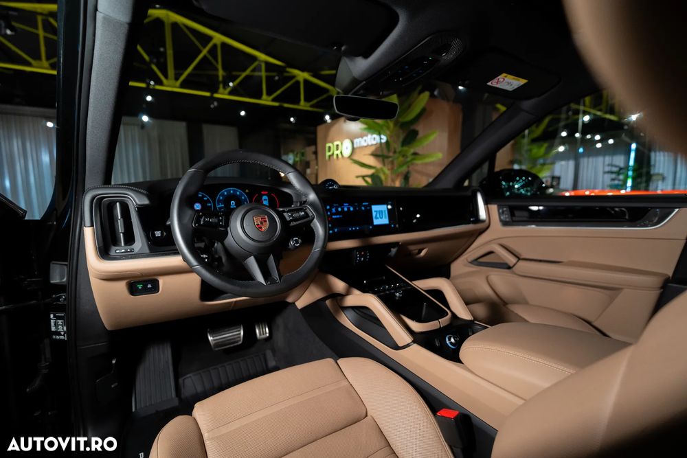 Porsche Cayenne Tiptronic S - 27