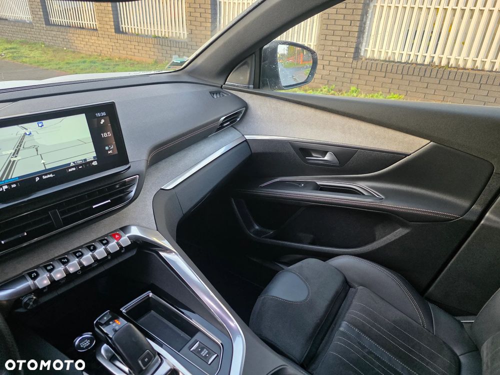 Peugeot 5008 BlueHDi 130 EAT8 GT - 33