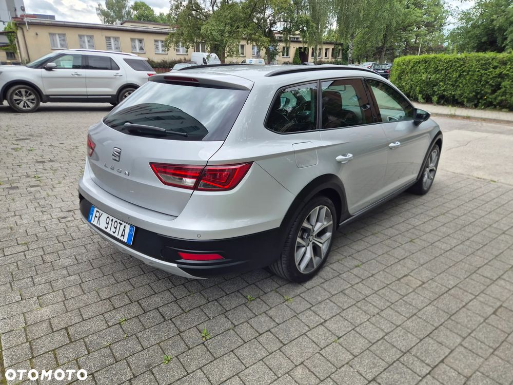 Seat Leon 2.0 TDI DPF Start&Stop DSG XCELLENCE - 5