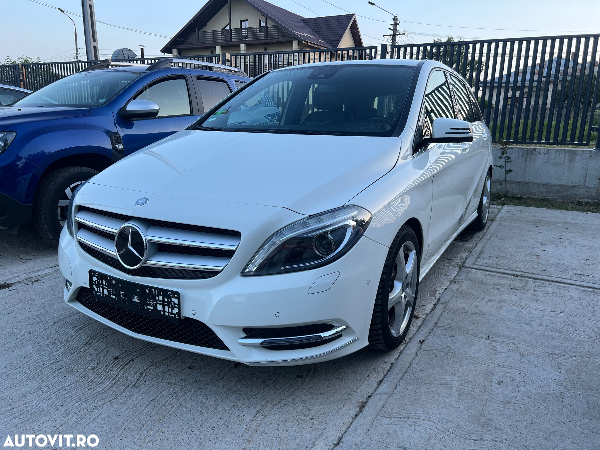 Mercedes-Benz B 200 BlueEFFICIENCY - 34