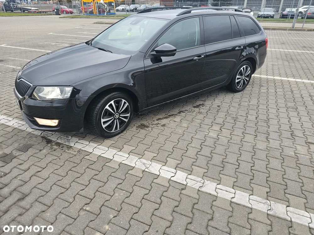 Skoda Octavia 2.0 TDI Ambition DSG - 1