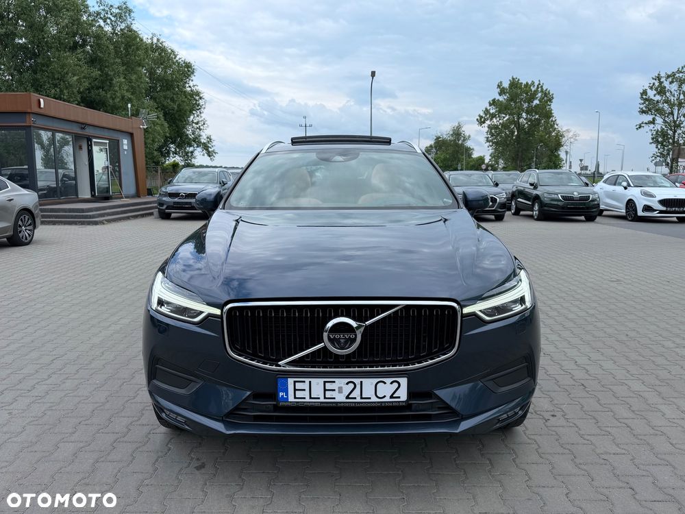 Volvo XC 60 D4 Momentum Pro - 12