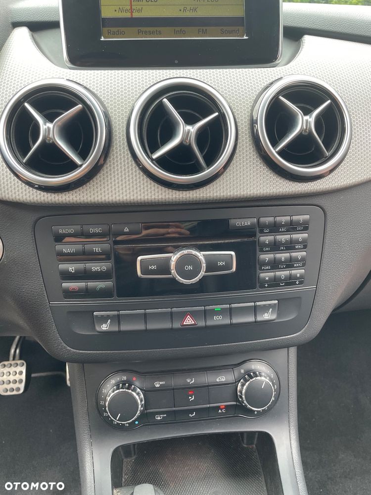 Mercedes-Benz Klasa B 180 - 14
