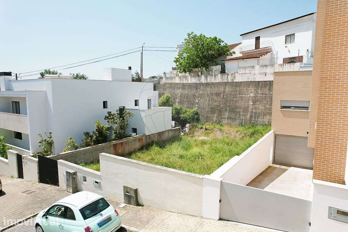Terreno  para venda - Grande imagem: 2/4