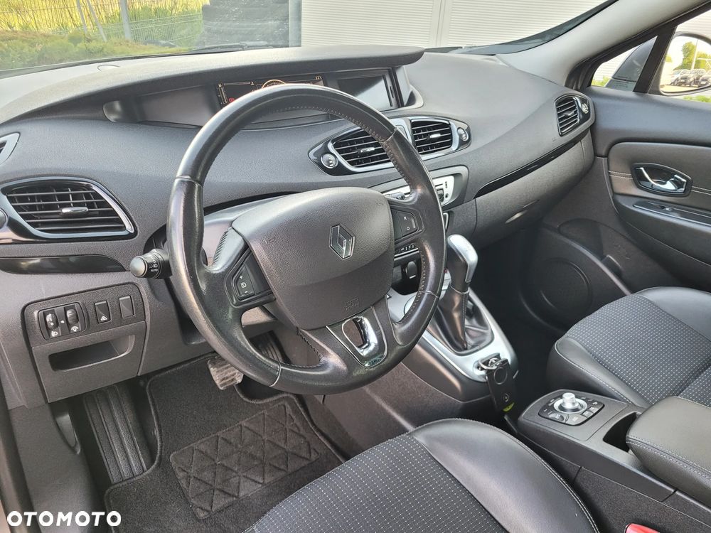 Renault Scenic - 17