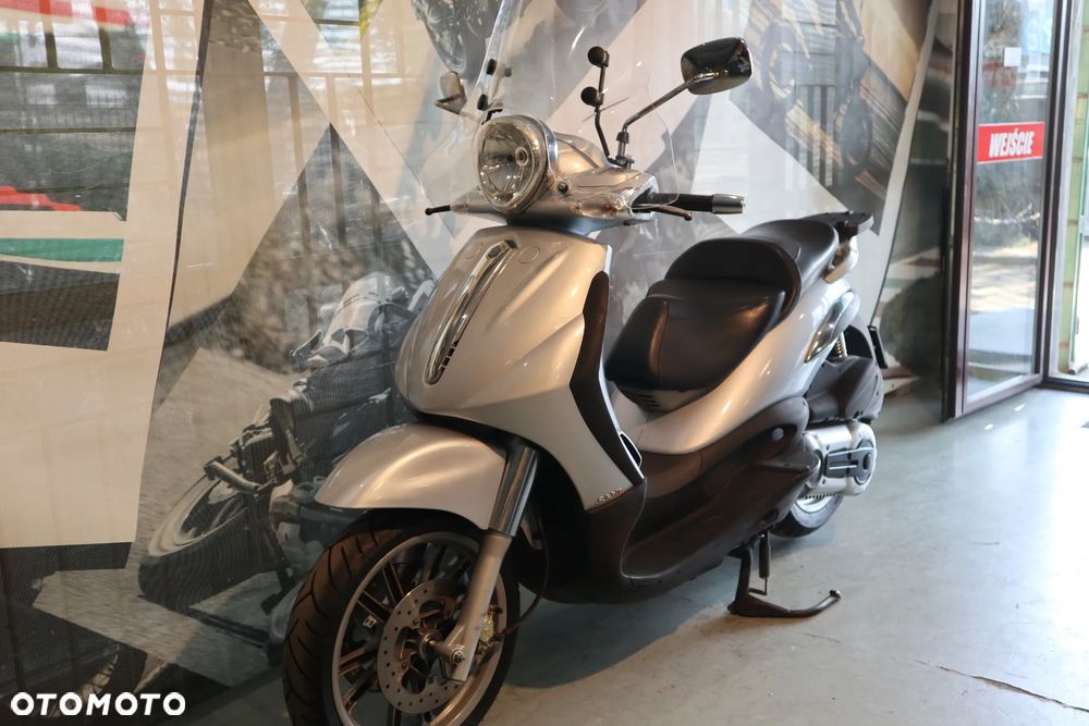 Piaggio Beverly - 3