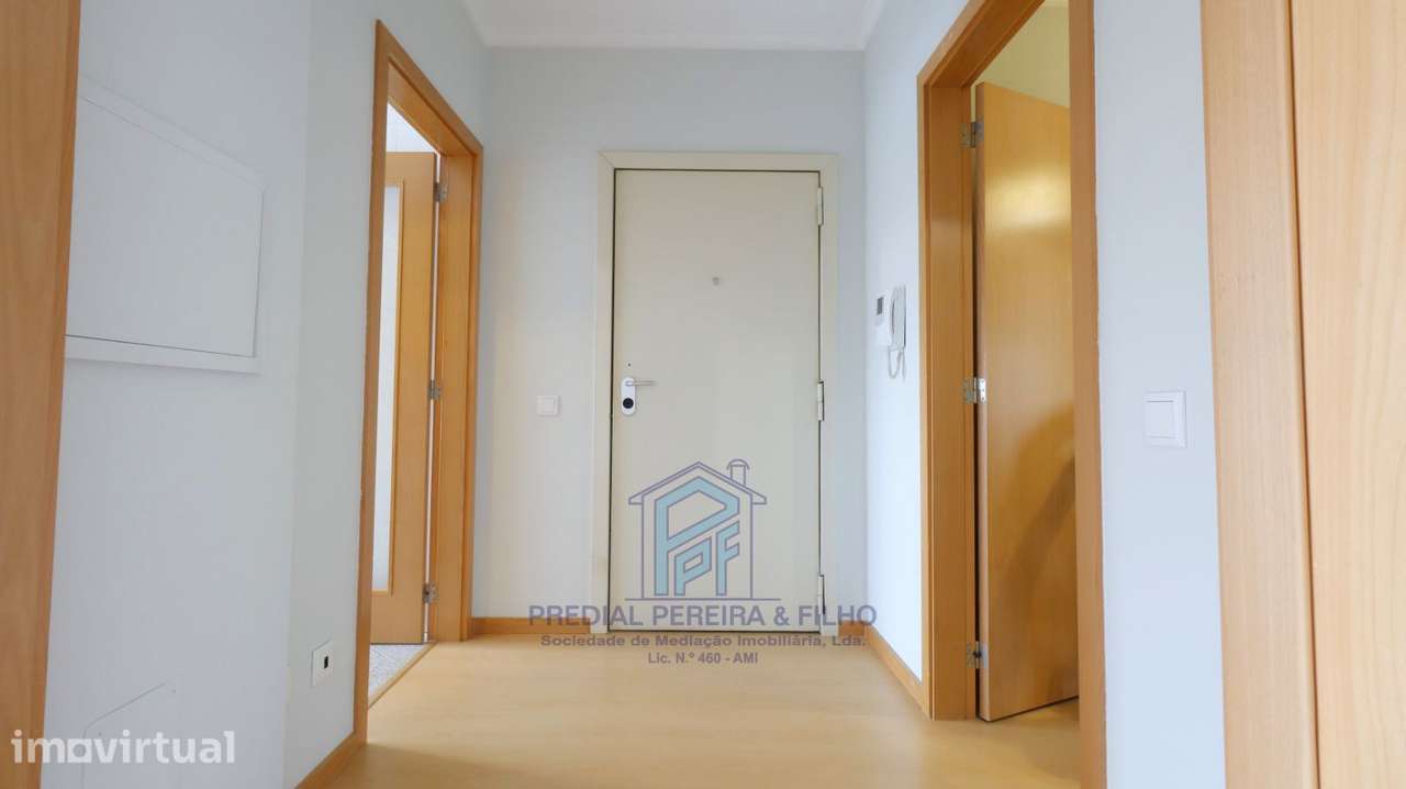 Apartamento T2  com Terraço - Baguim / Igreja - Grande imagem: 2/30
