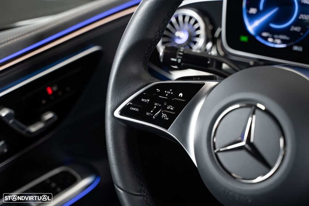 Mercedes-Benz EQE 300 Edition Electric Art - 19