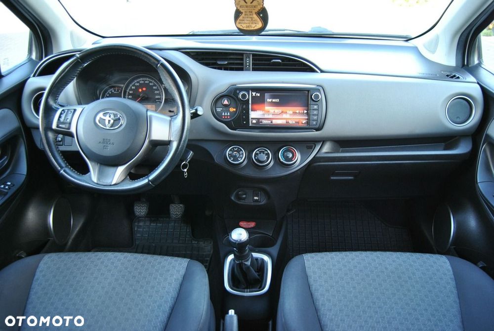Toyota Yaris - 5