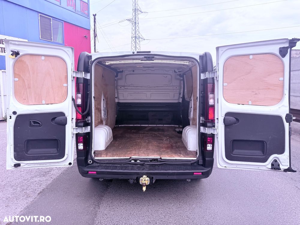 Renault Trafic - 15