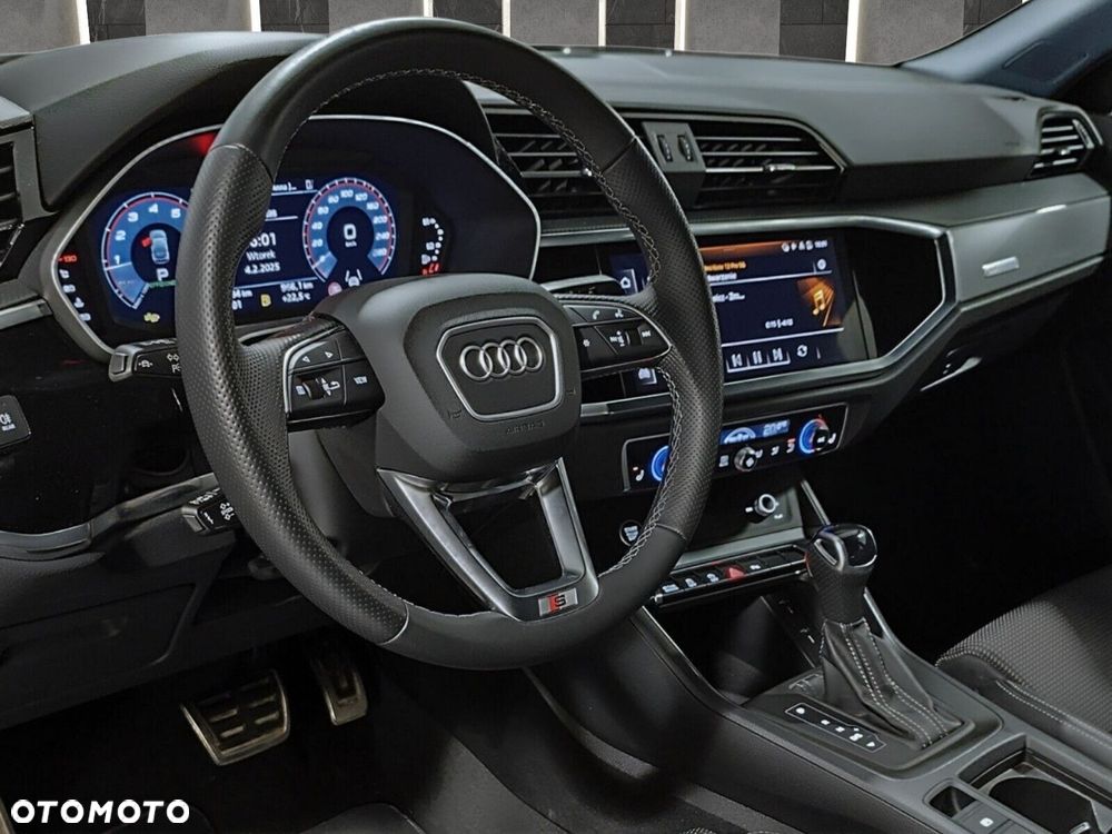 Audi Q3 Sportback - 10