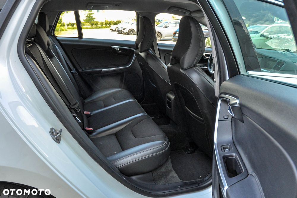 Volvo V60 - 12