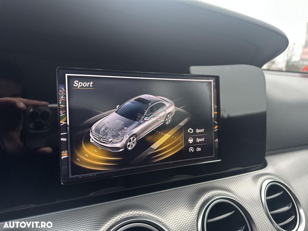 Mercedes-Benz E - 14