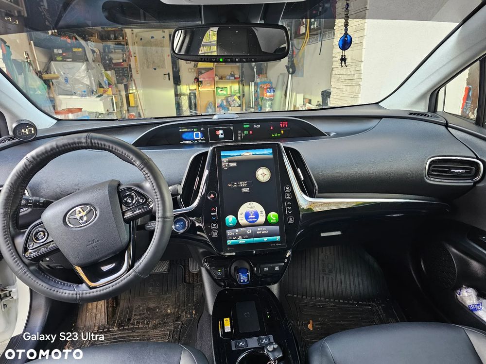 Toyota Prius 1.8 Hybrid Executive - 8