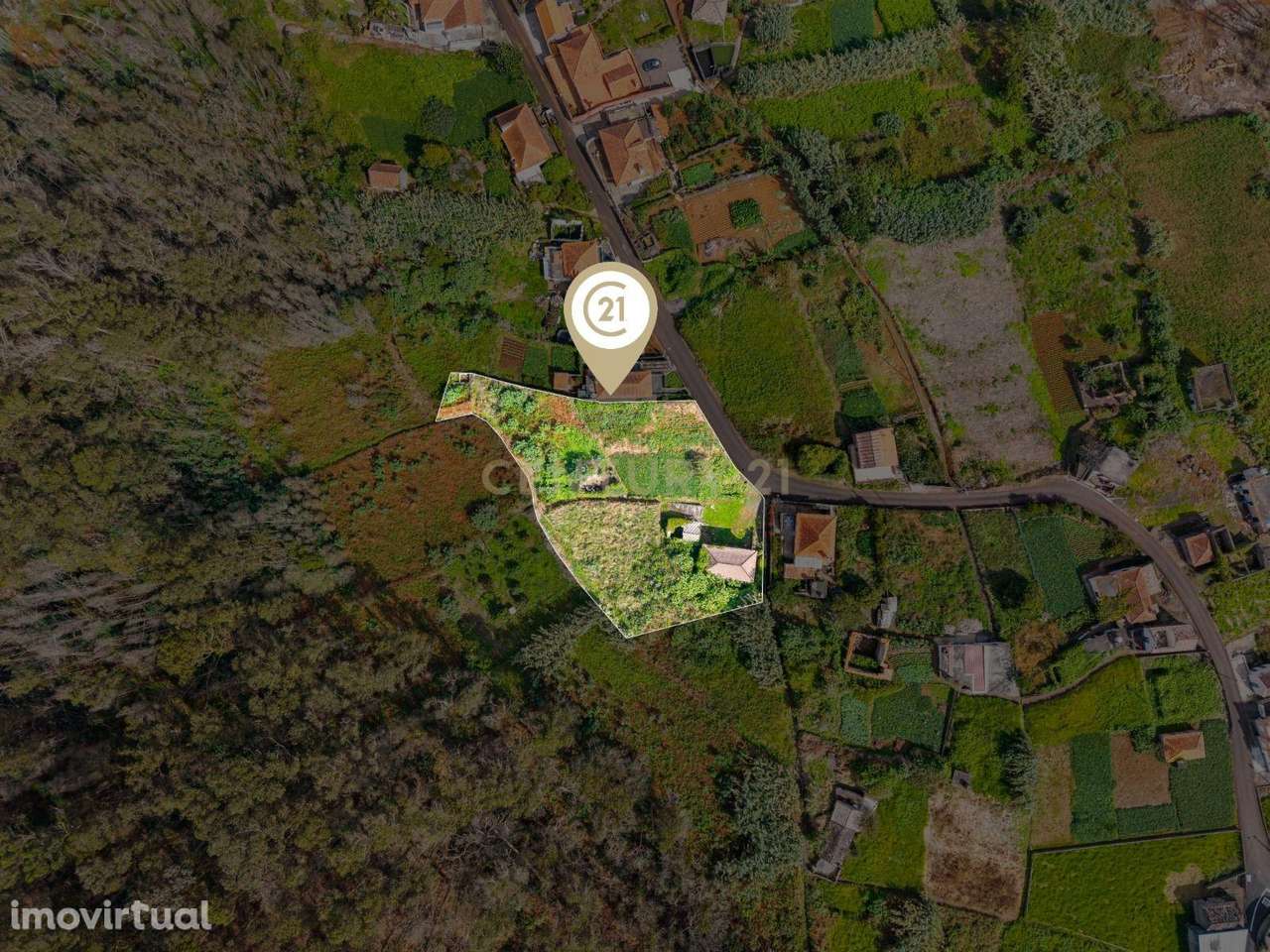 Oportunidade Única em Santa – Casa Tradicional para Reconstrução em Te - Grande imagem: 4/10