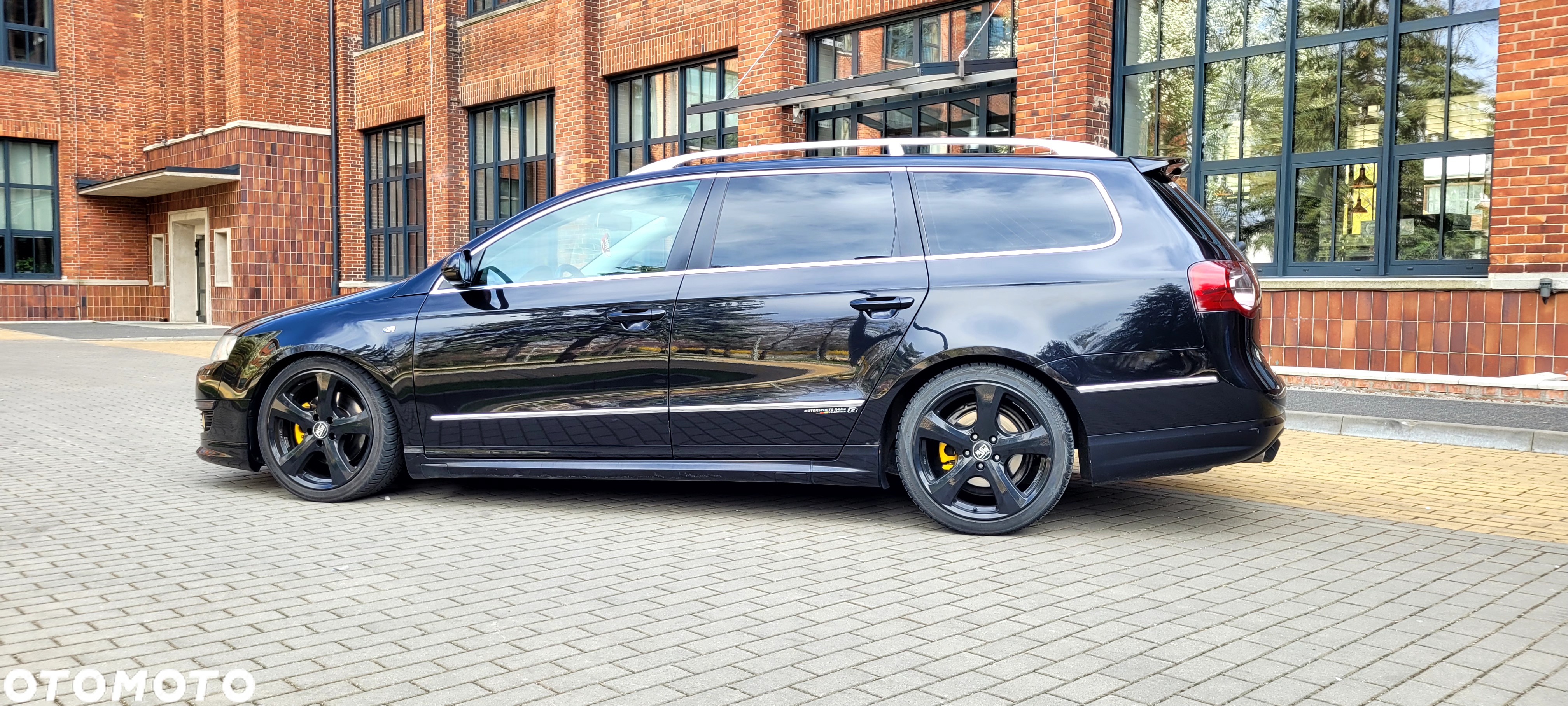 Volkswagen Passat Variant 2.0 TDI DPF DSG R-Line Edition - 4