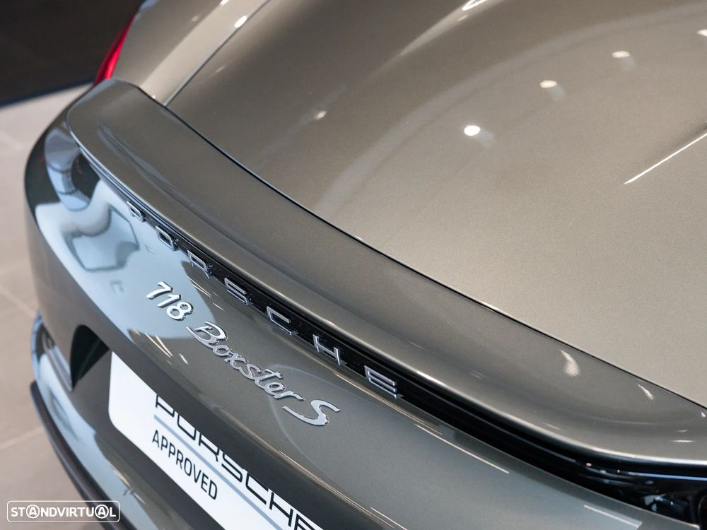 Porsche 718 Boxster S PDK - 32