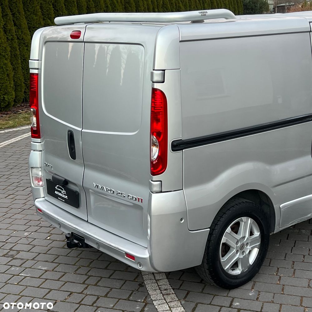 Opel VIVARO - 14