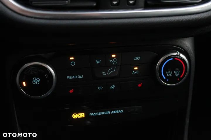 Ford Puma 1.0 EcoBoost Hybrid TITANIUM - 29
