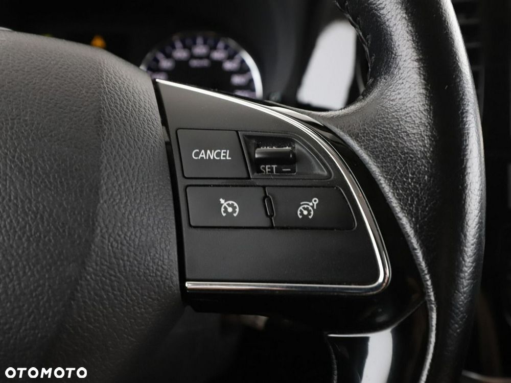 Mitsubishi Outlander 2.0 2WD SUV-Star - 29