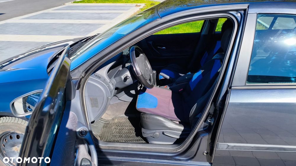 Renault Laguna 2.0 Confort Dynamique - 30