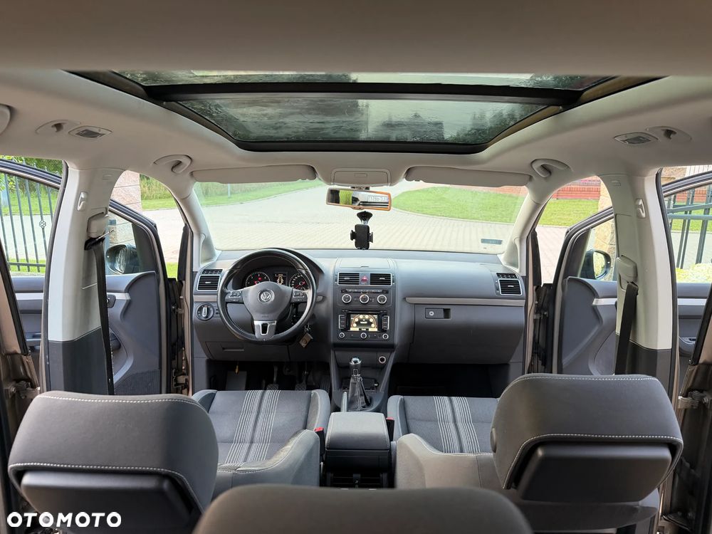 Volkswagen Touran 1.6 TDI DPF MATCH - 16