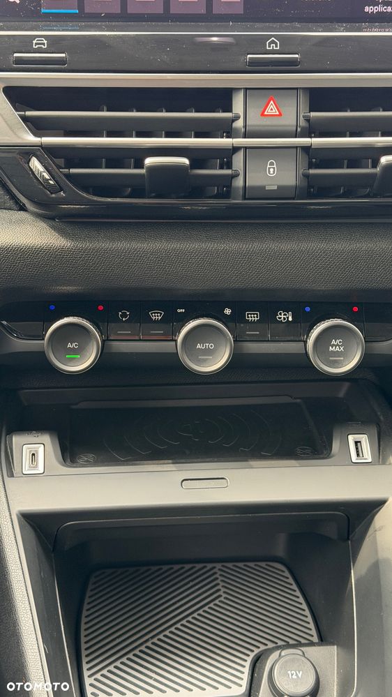 Citroën C4X PureTech 130 Stop&Start EAT8 MAX - 14