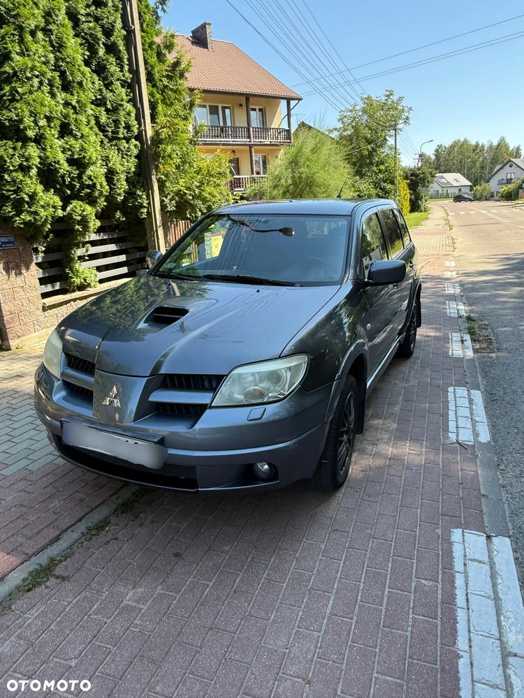 Mitsubishi Outlander 2.0 Turbo 4WD - 3