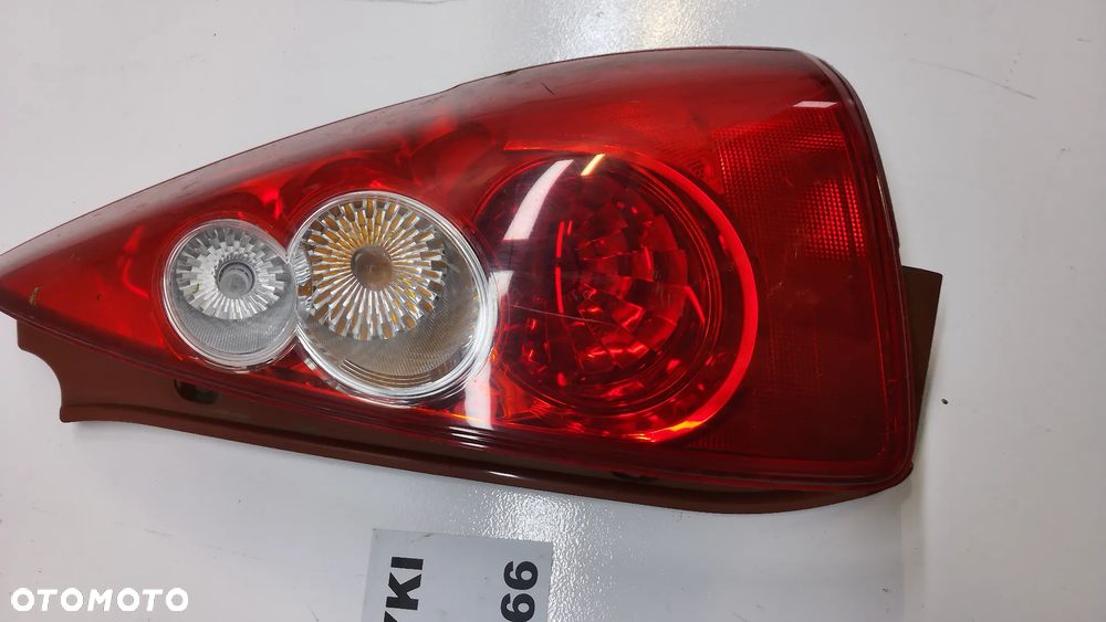 Mazda 5 Lampa Tył Prawa Lewa przed lift - 3