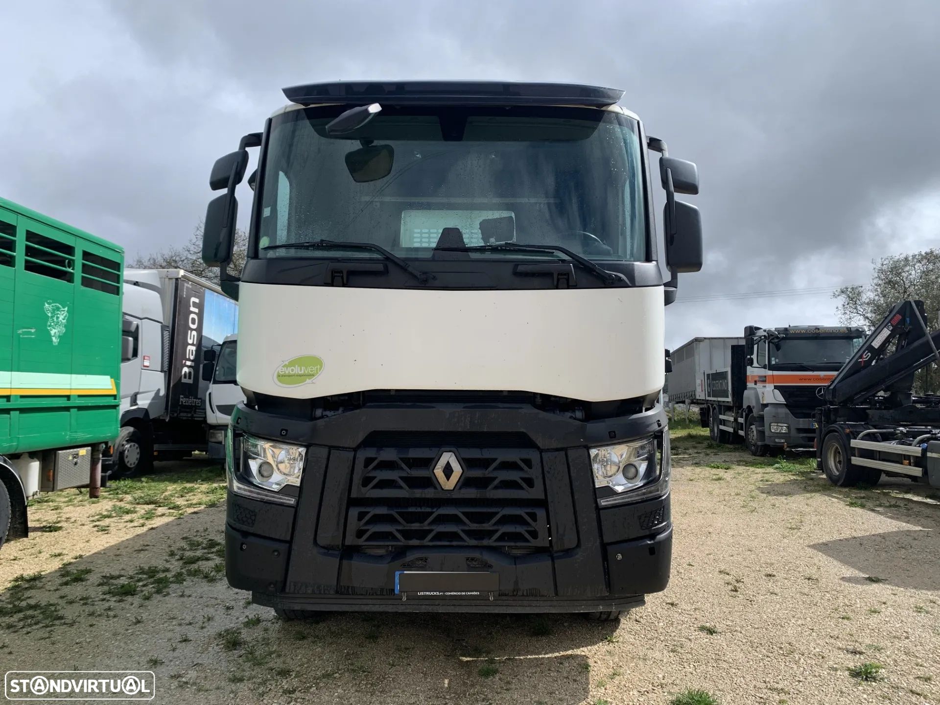 Renault T.C.K C/ GRUA HIAB C/ COMNDO - 1