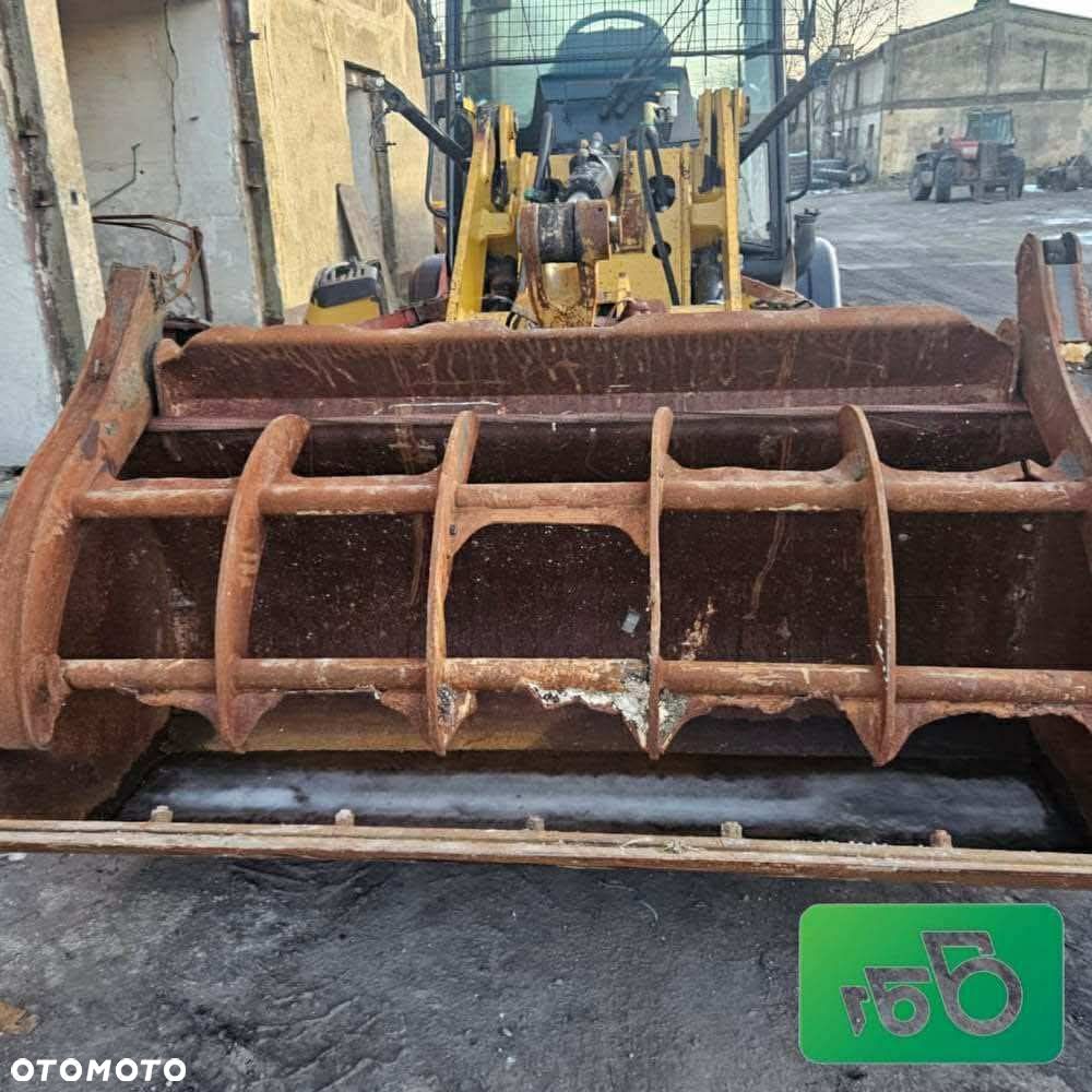 Łyżkokrokodyl CAT 908H - 4