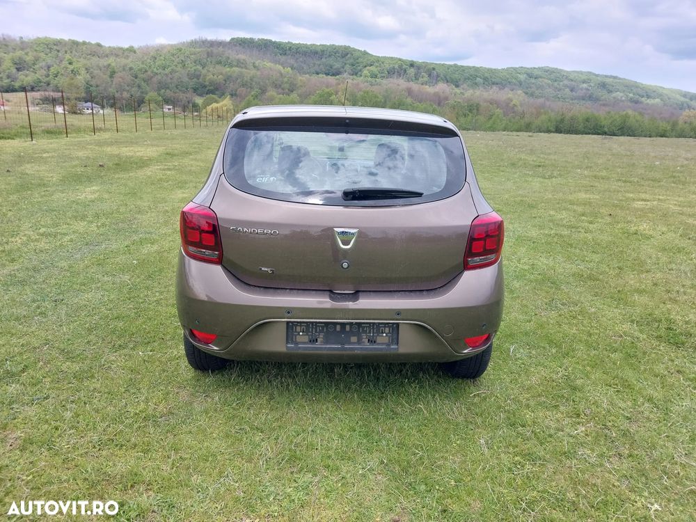 Dacia Sandero 0.9 TCe Laureate - 11