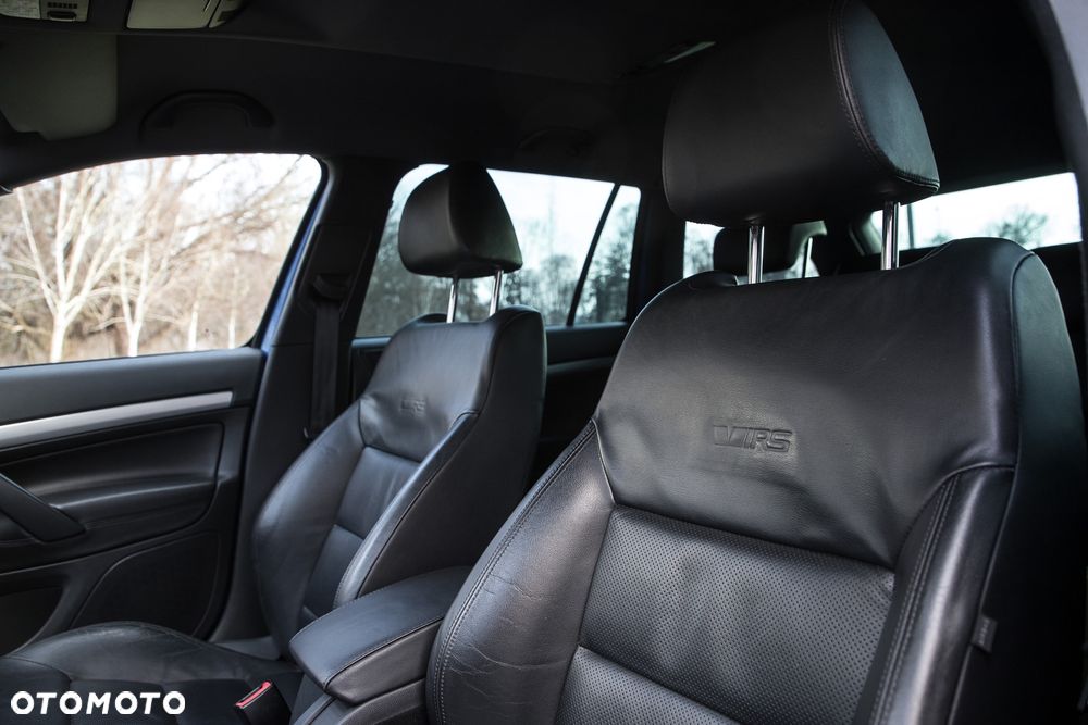 Skoda Octavia 2.0 TSI DSG RS - 16