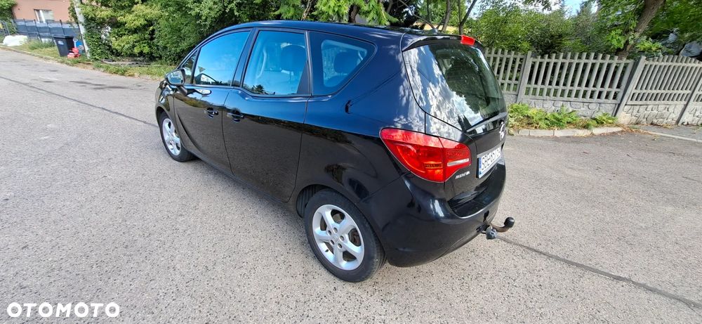 Opel Meriva 2011 photo 2