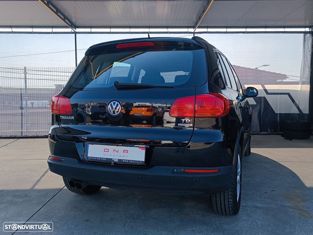 VW Tiguan 2.0 TDi Sport BlueMotion - 12