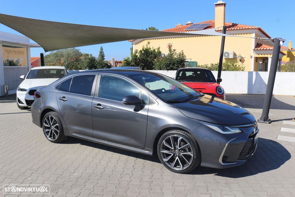 Toyota Corolla SD 1.8 Hybrid Luxury - 22